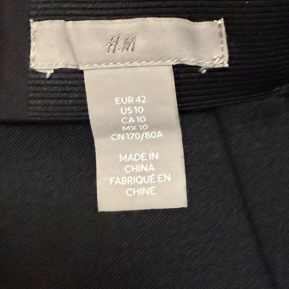 H&M Short Skirt - Picture 5 of 6